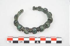 Foto von Bronzebuckelarmreif (NHMW-PRAE-026261)